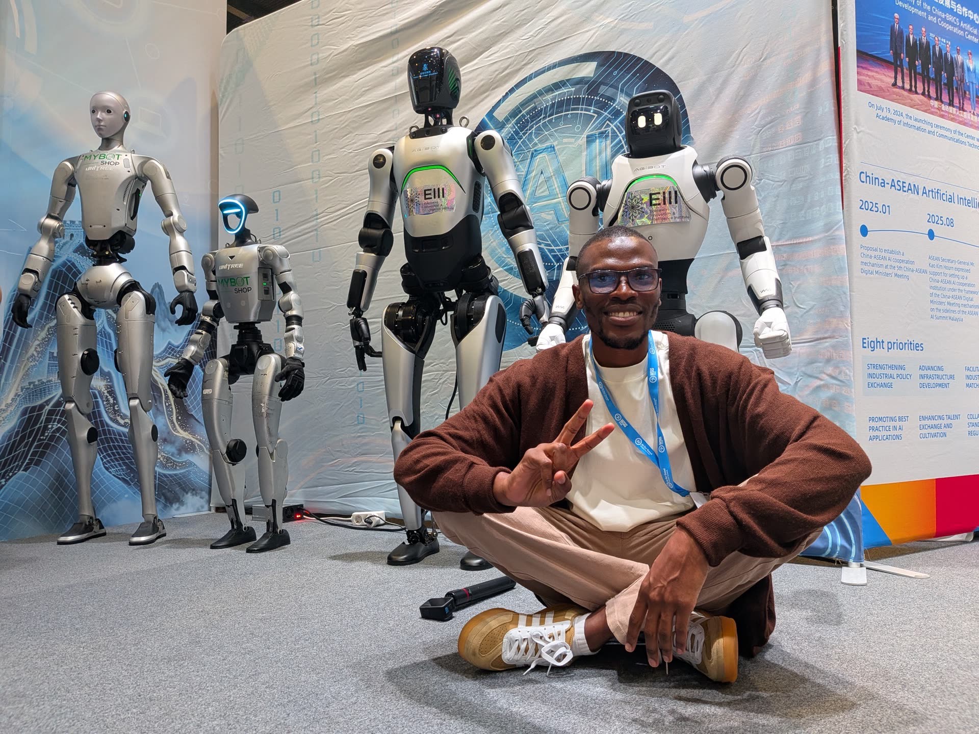 EO Robotics alongside humanoid robots at the China-ASEAN AI summit
